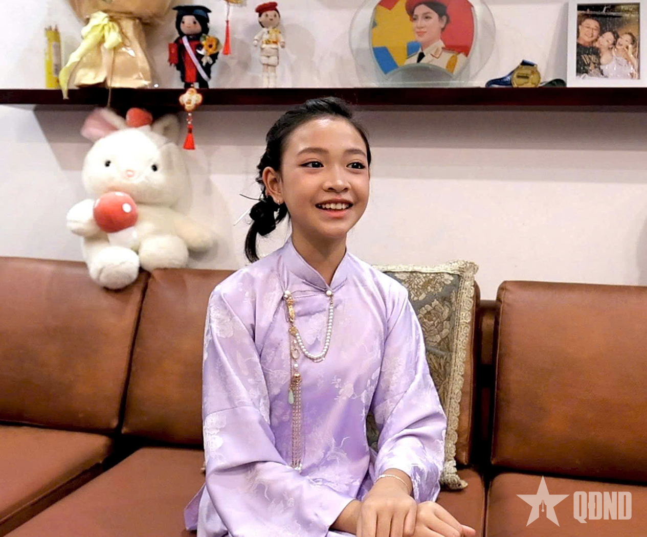 Nguyễn Trúc Anh, cô bé 11 tuổi say mê hát chầu văn